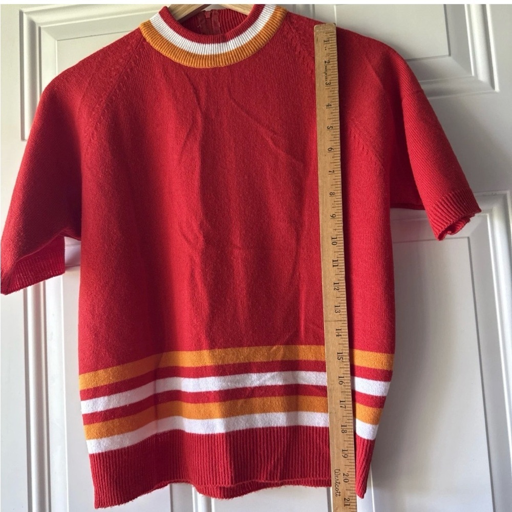 🔥🔥5/$25 VTG Bradlees Woman’s Acrylic Short Sleeve Striped Sweater Top - Picture 5 of 7